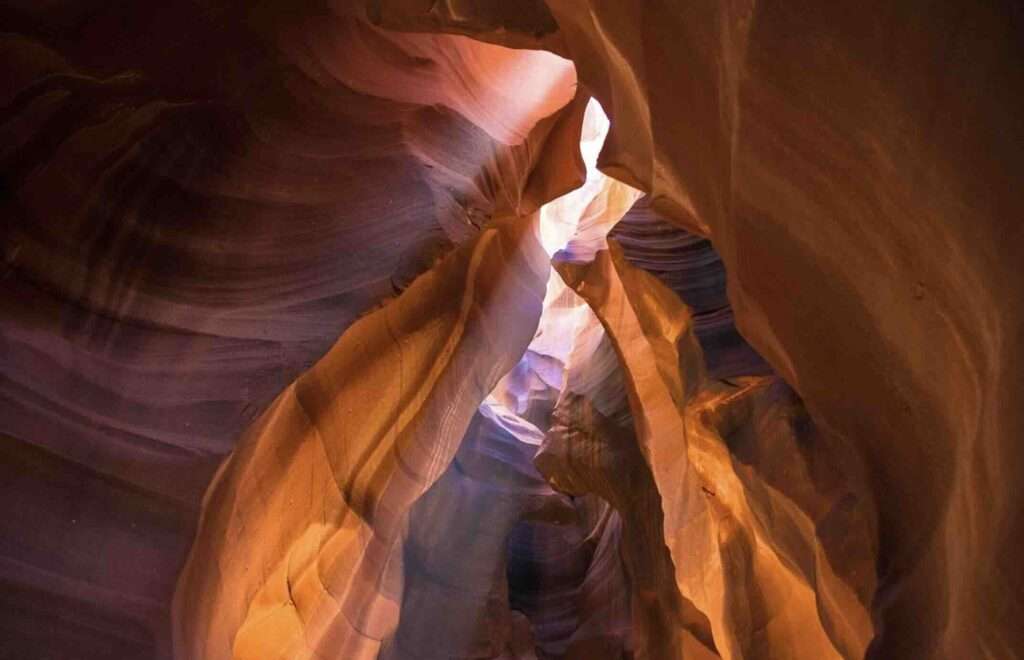Guide on Best Times to Visit Antelope Canyon